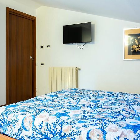 Appartamenti La Casina Порт-Аццурро Экстерьер фото