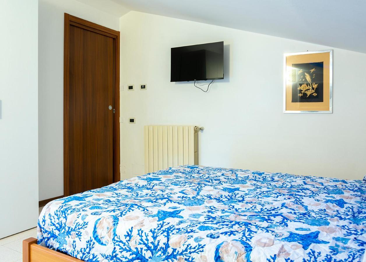 Appartamenti La Casina Порт-Аццурро Экстерьер фото