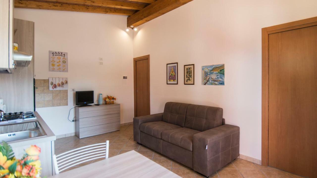 Appartamenti La Casina Порт-Аццурро Экстерьер фото